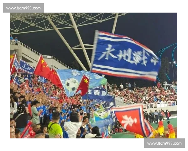 看台声浪点燃赛场激情球迷互动共塑主场气氛新高度与城市记忆同频共振 看台声浪点燃赛场激情球迷互动共塑主场气氛新高度与城市记忆同频共振